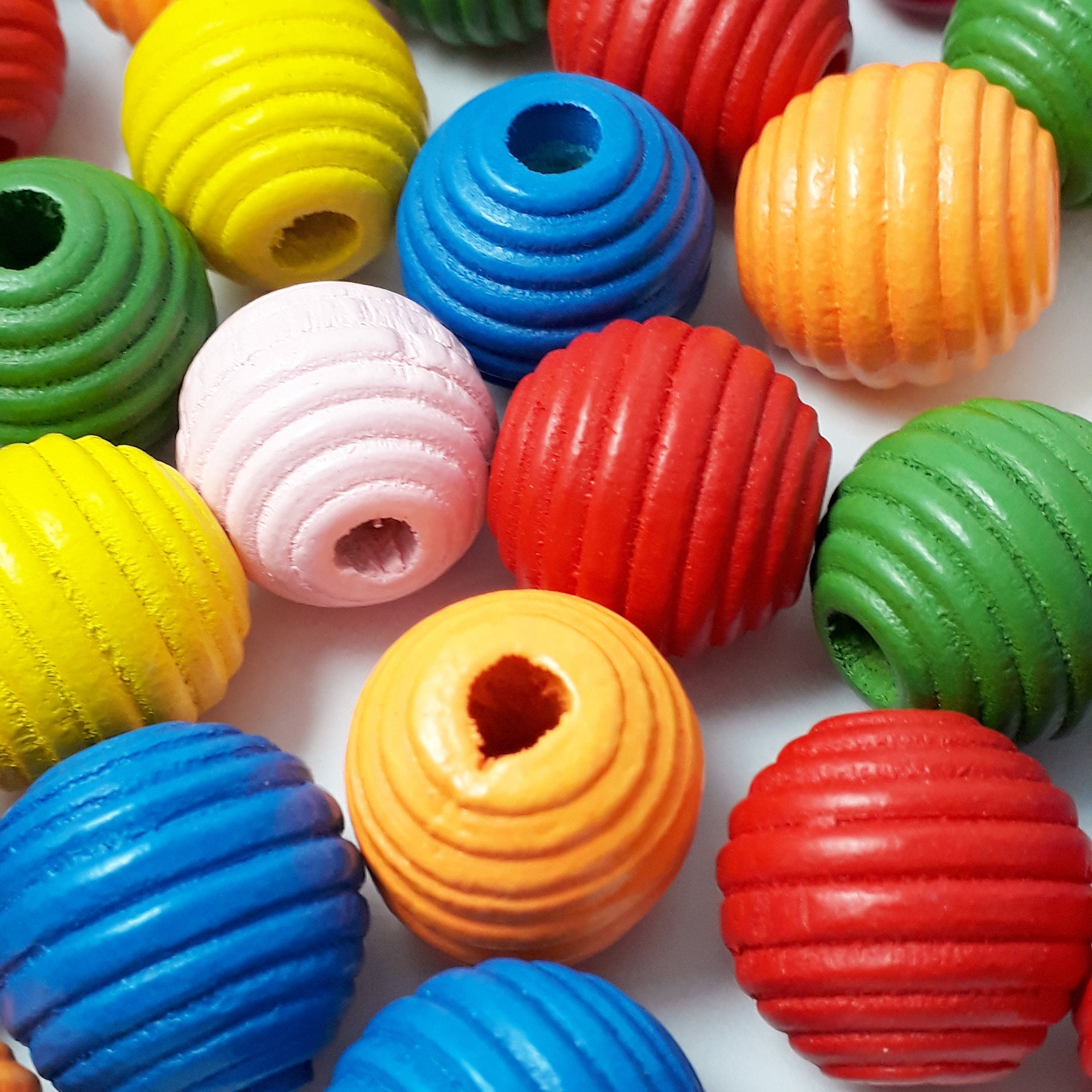 Wood Fluted Oval Mixed Colour 20x19mm - 10pcs