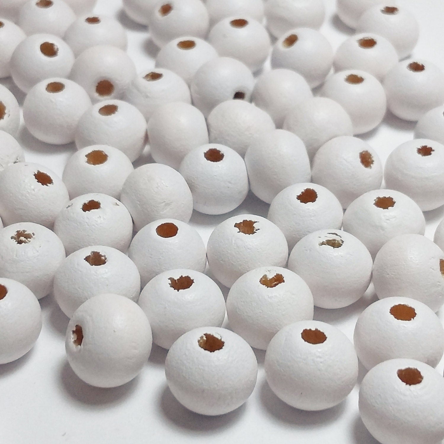 White Dyed Wooden Round 8x7mm - 100pcs