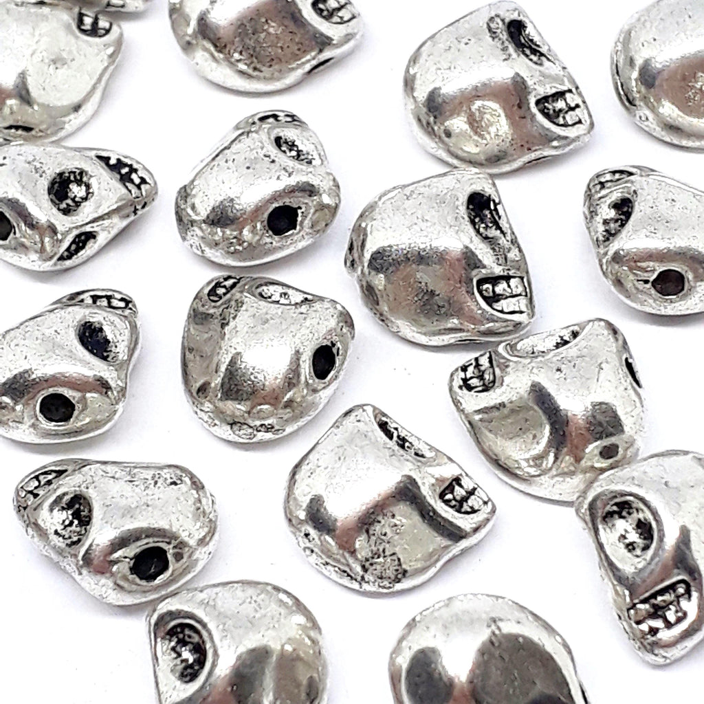 Small Skull Antique Silver 8x6mm - 10pcs