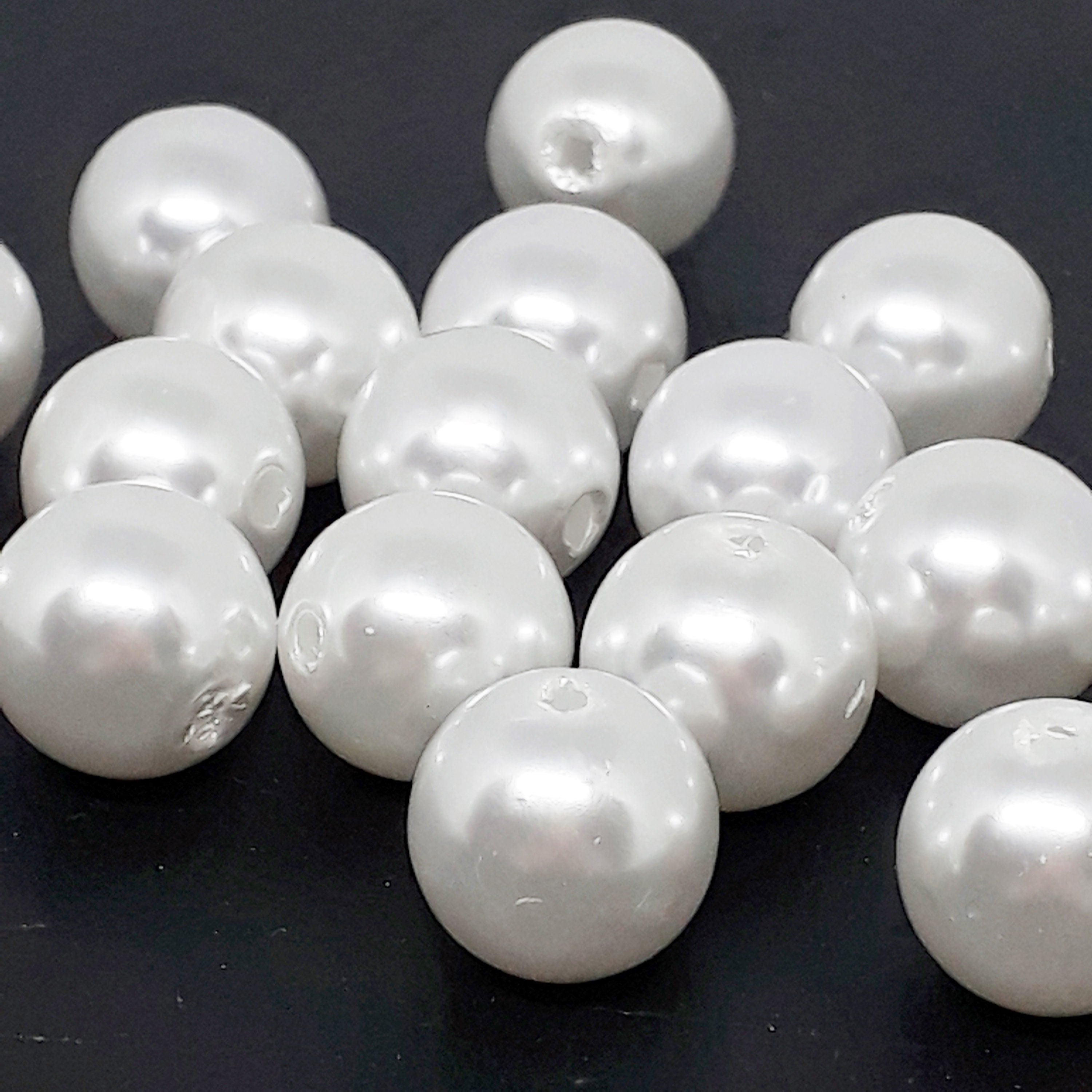 White Pearl Acrylic Round 13mm - 10pcs