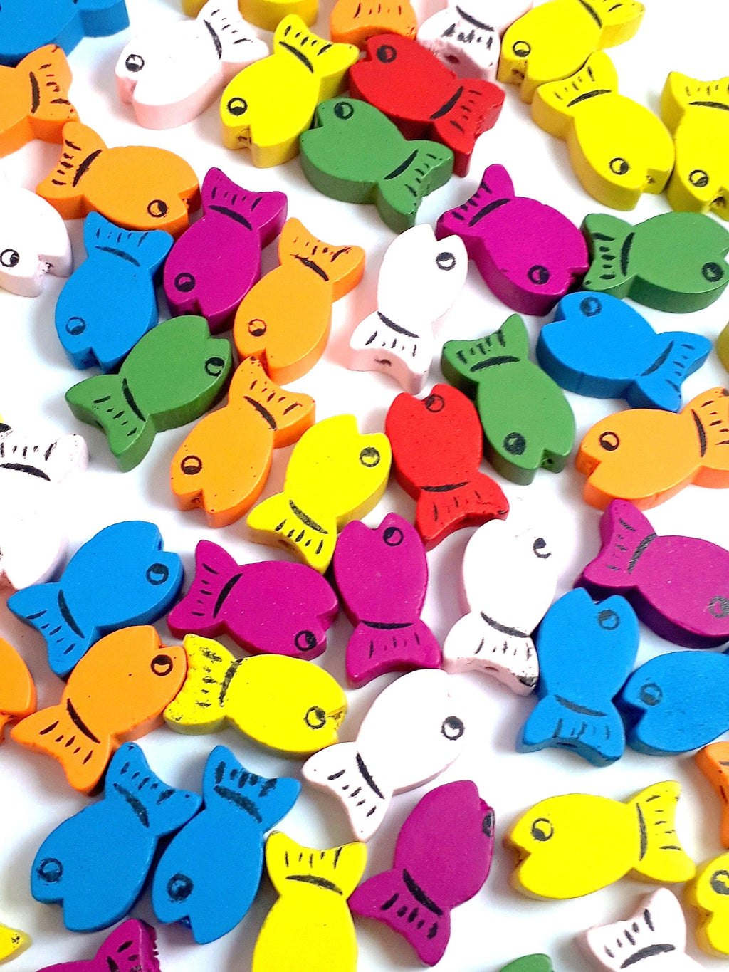 Wooden Fish Mixed Colour 19x11mm - 20pcs