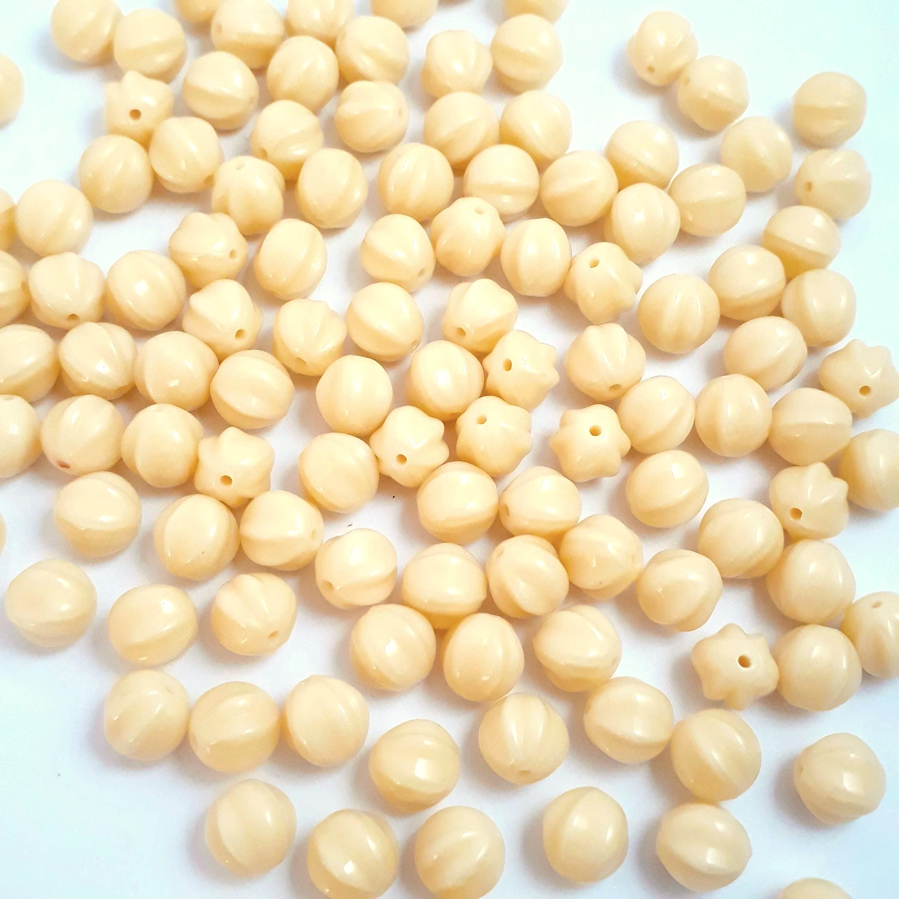 Cream Lined Fluted Czech Glass 6mm - 30pcs