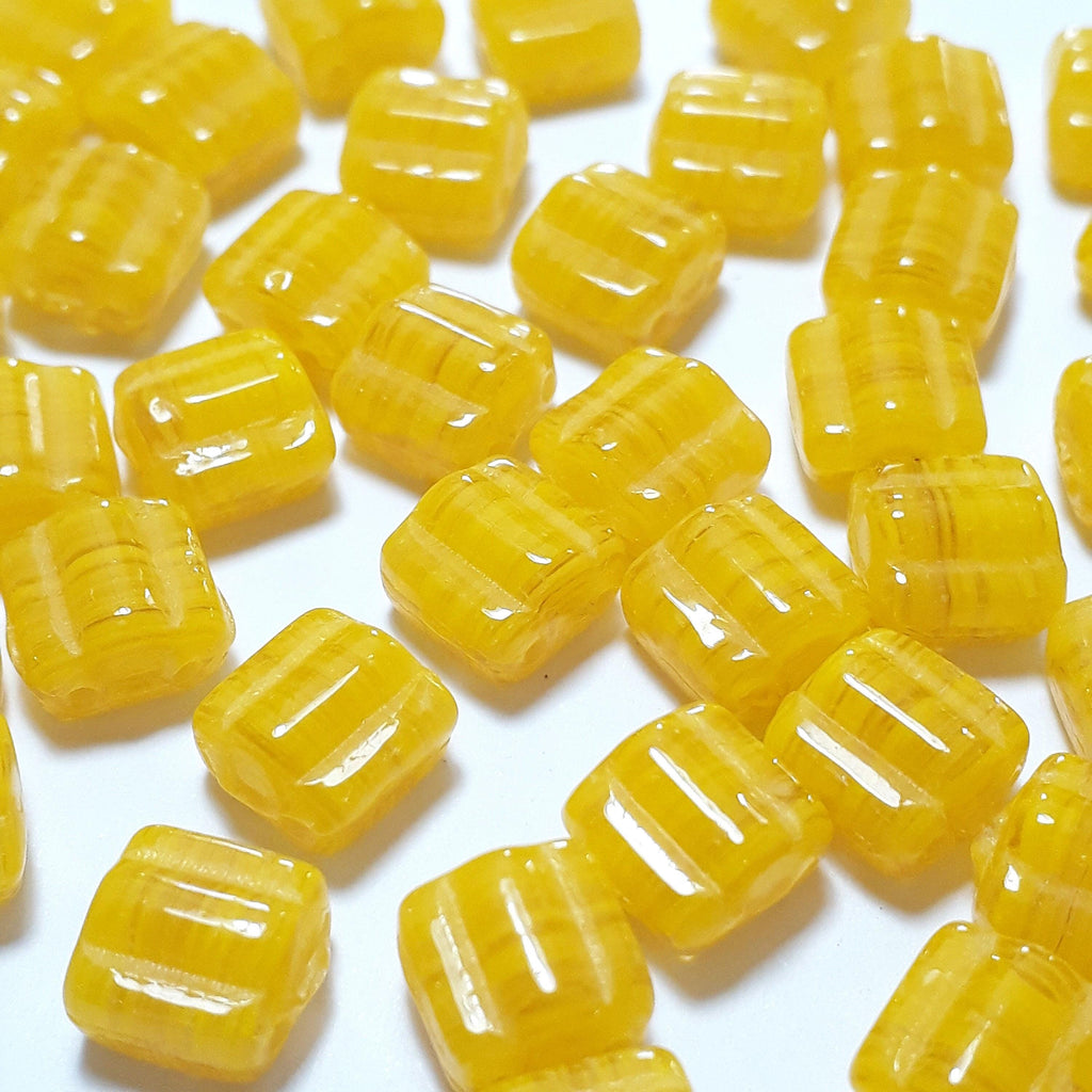 2-Hole Yellow Czech Glass Square 6mm - 20pcs