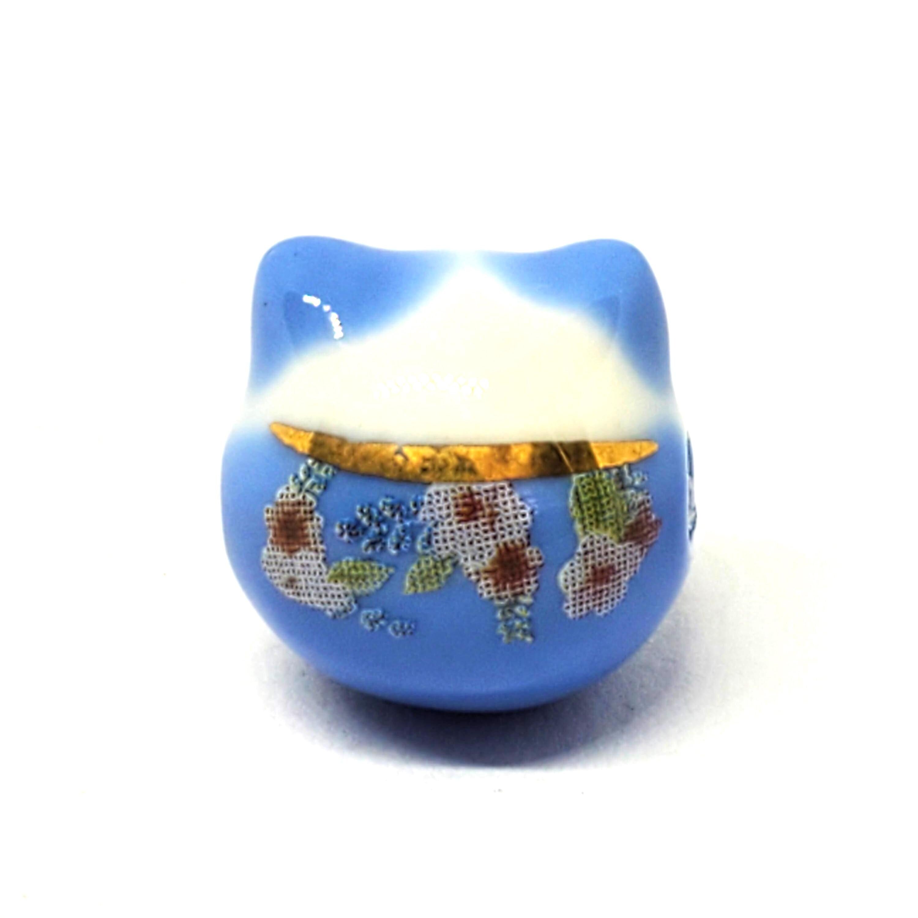 Chinese Cat Ceramic White & Blue 15x14mm - 1pc