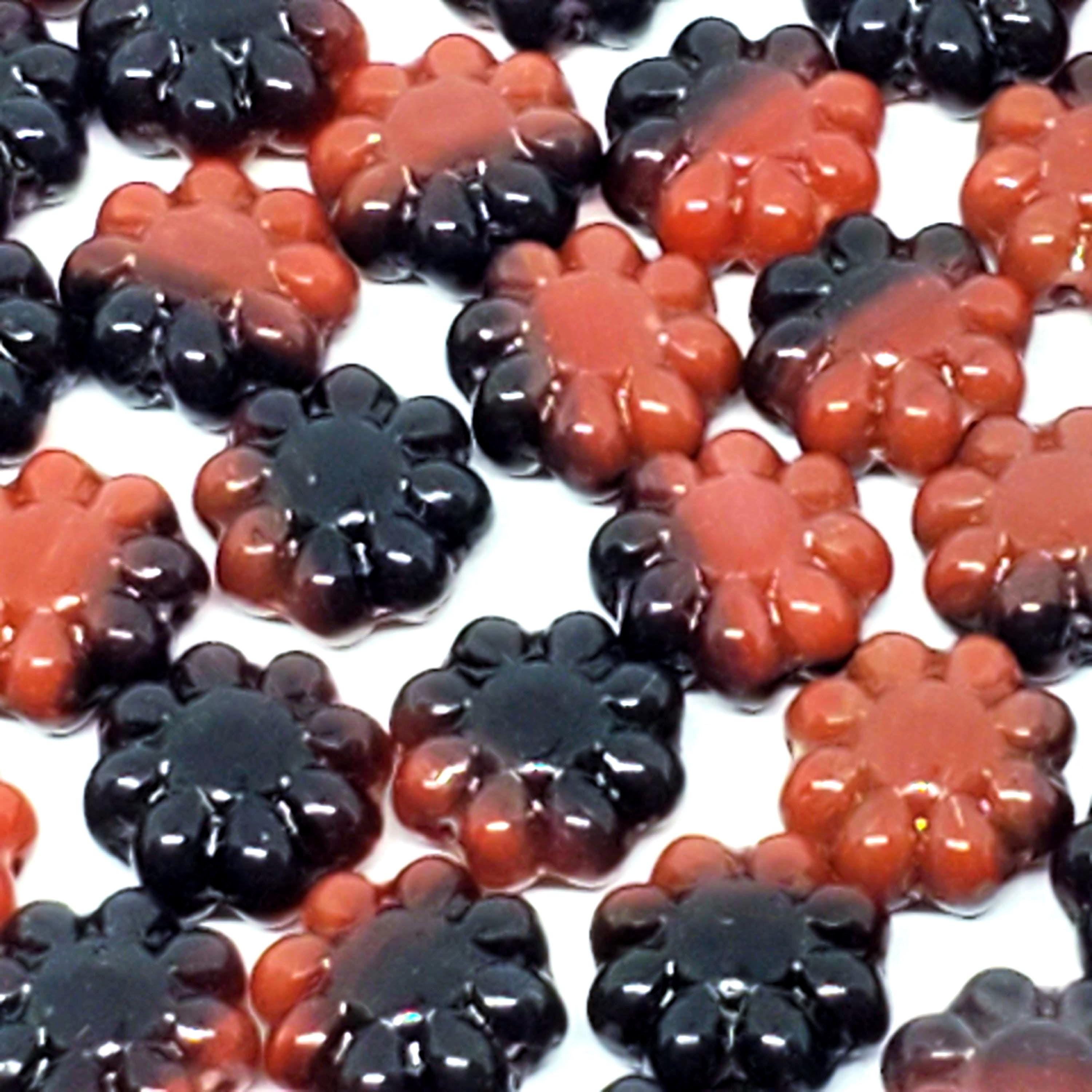 Sienna & Black Czech Glass Hawaiian Flower 9mm - 10pcs