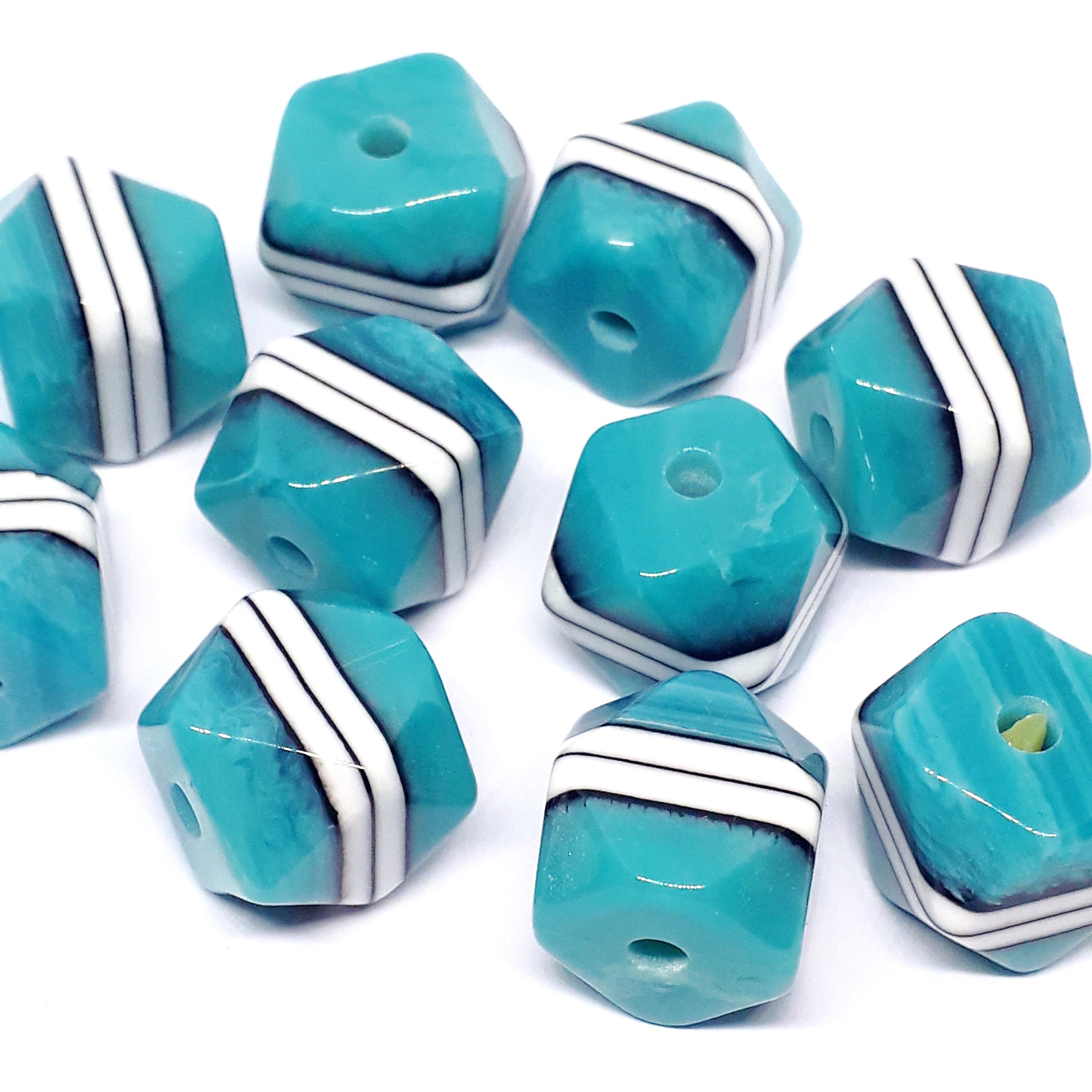 Turquoise Striped Faceted Cube Resin 15mm - 2pcs