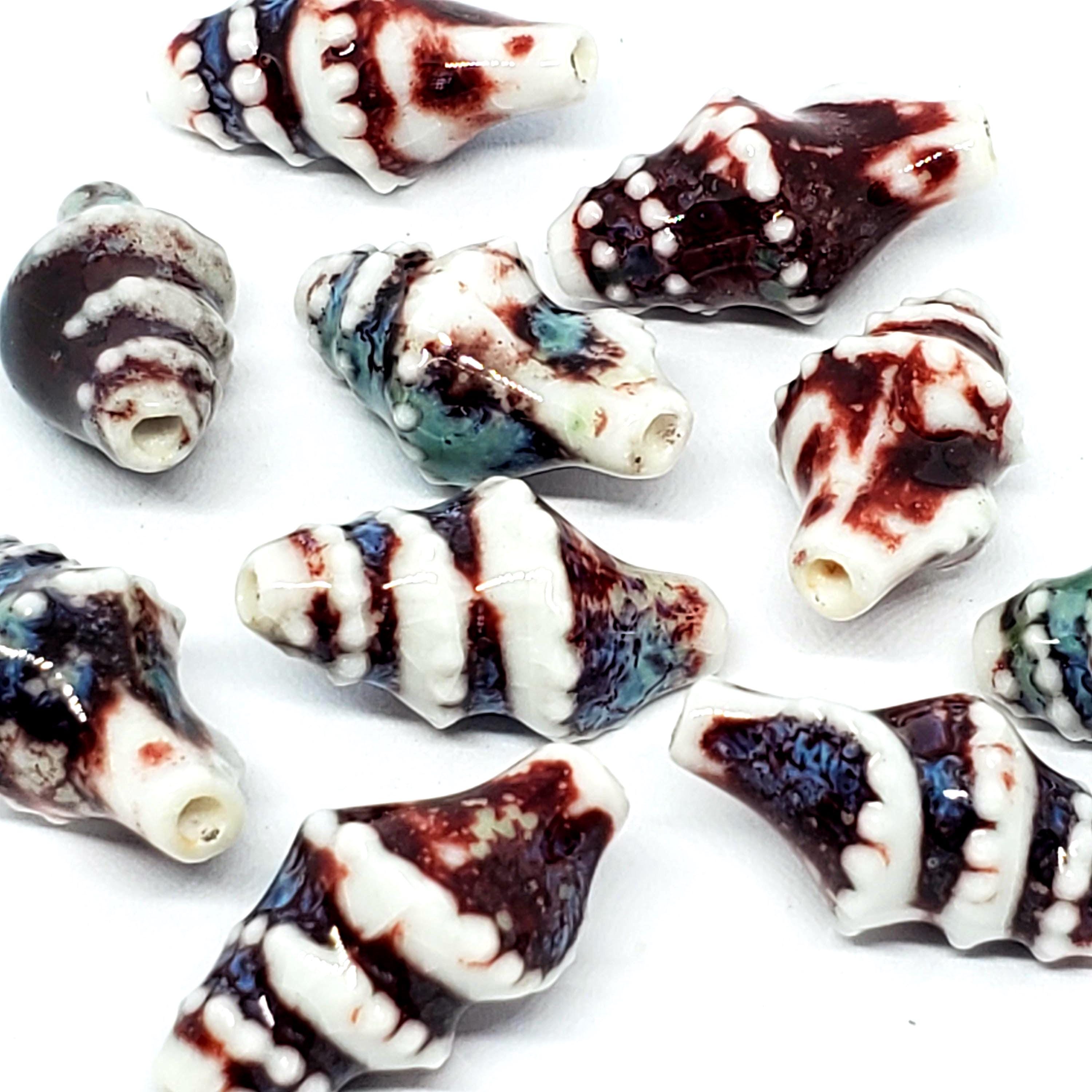 White. Blue & Red Conch Shell Glazed Ceramic 20x11mm - 2pcs