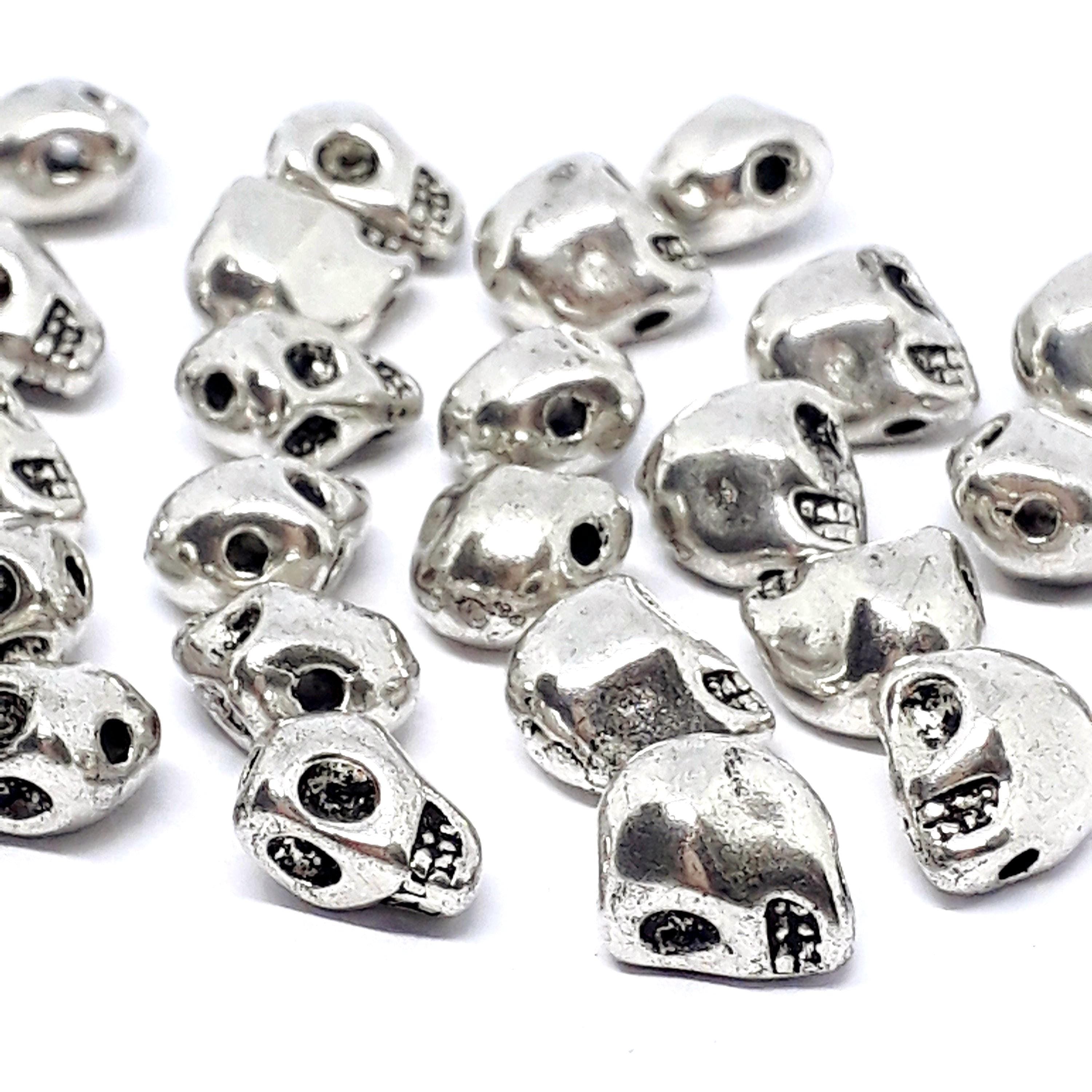 Small Skull Antique Silver 8x6mm - 10pcs