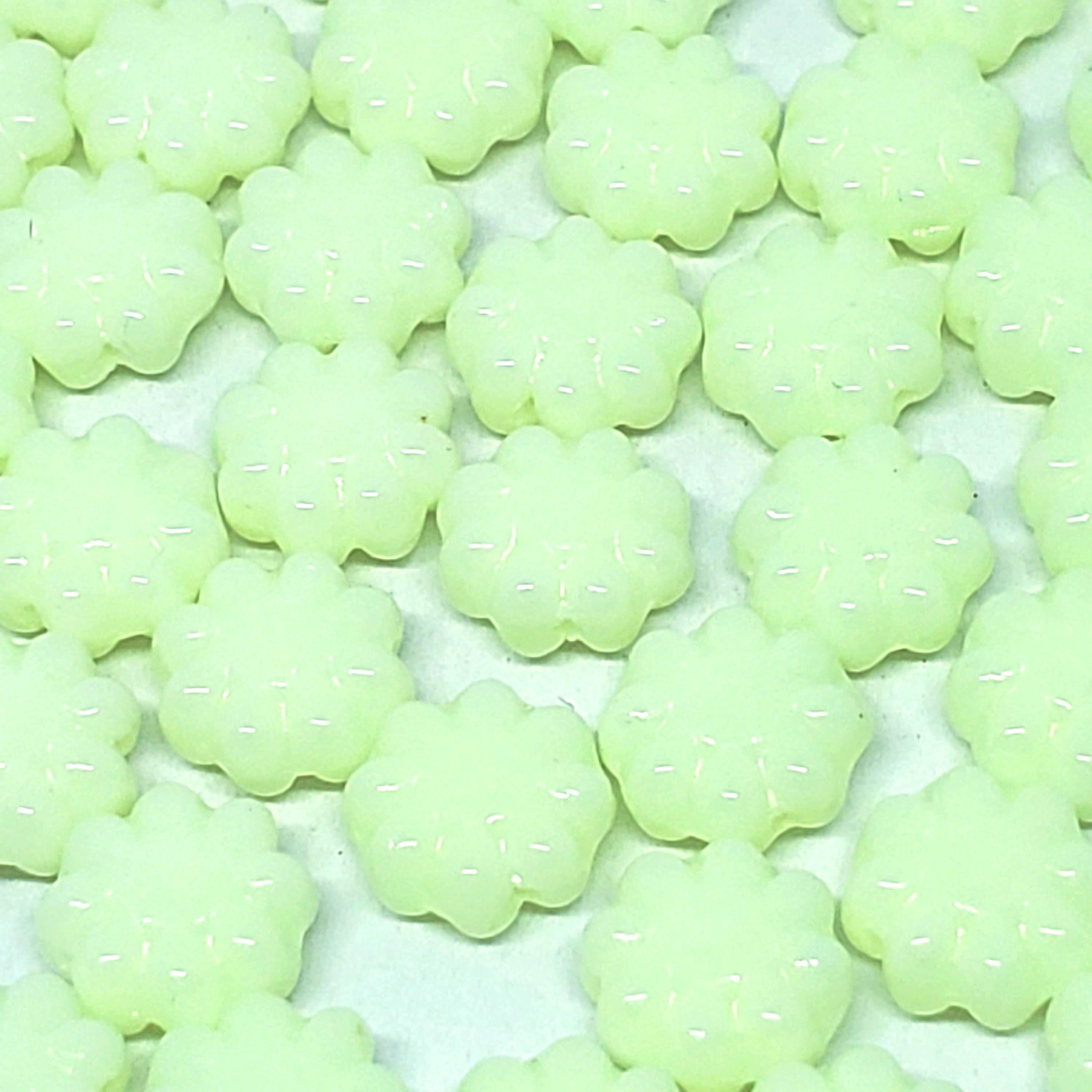 Light Green Hawaiian Flower Czech Glass Beads 9mm - 10pcs