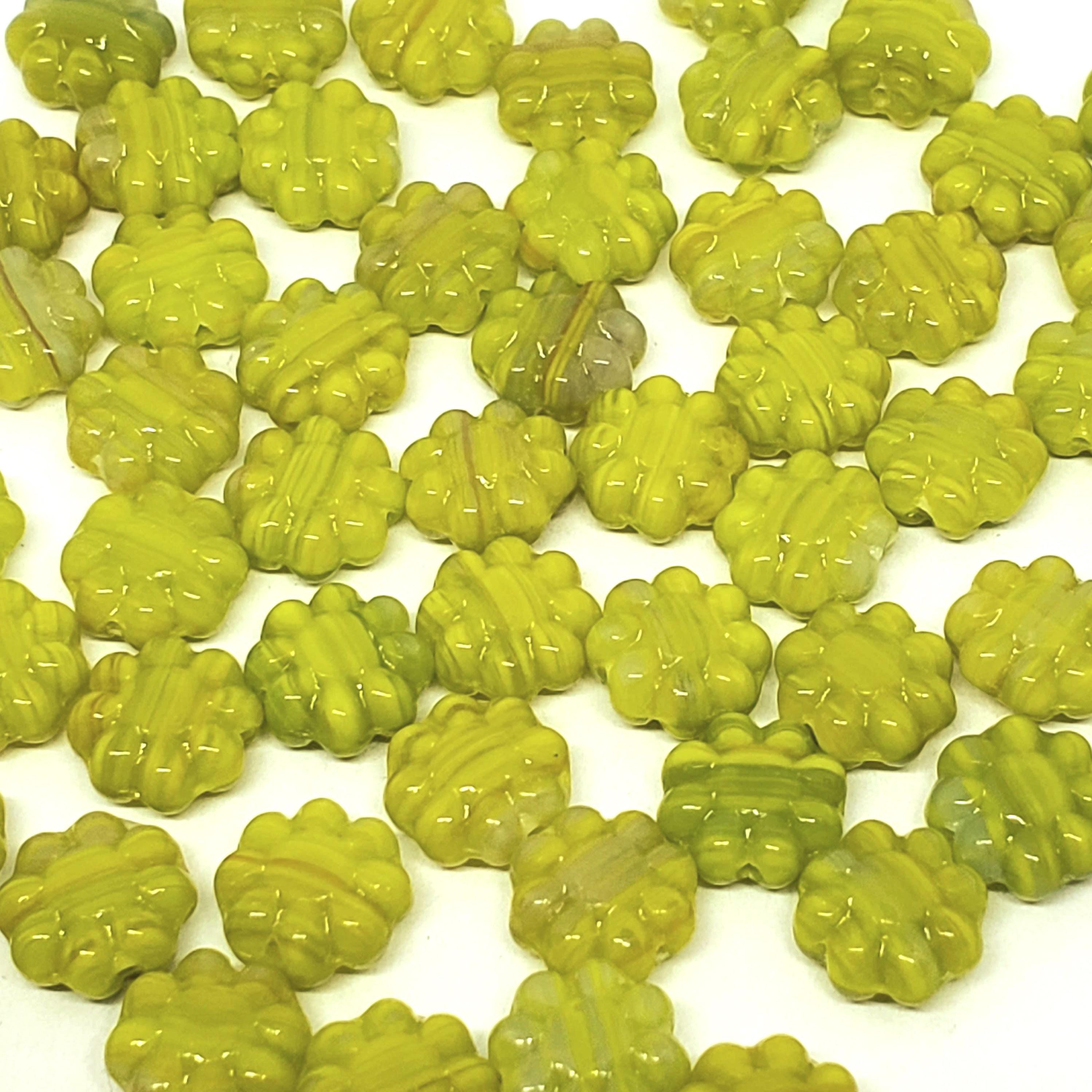 Green Hawaiian Flower Czech Glass Beads 9mm - 10pcs