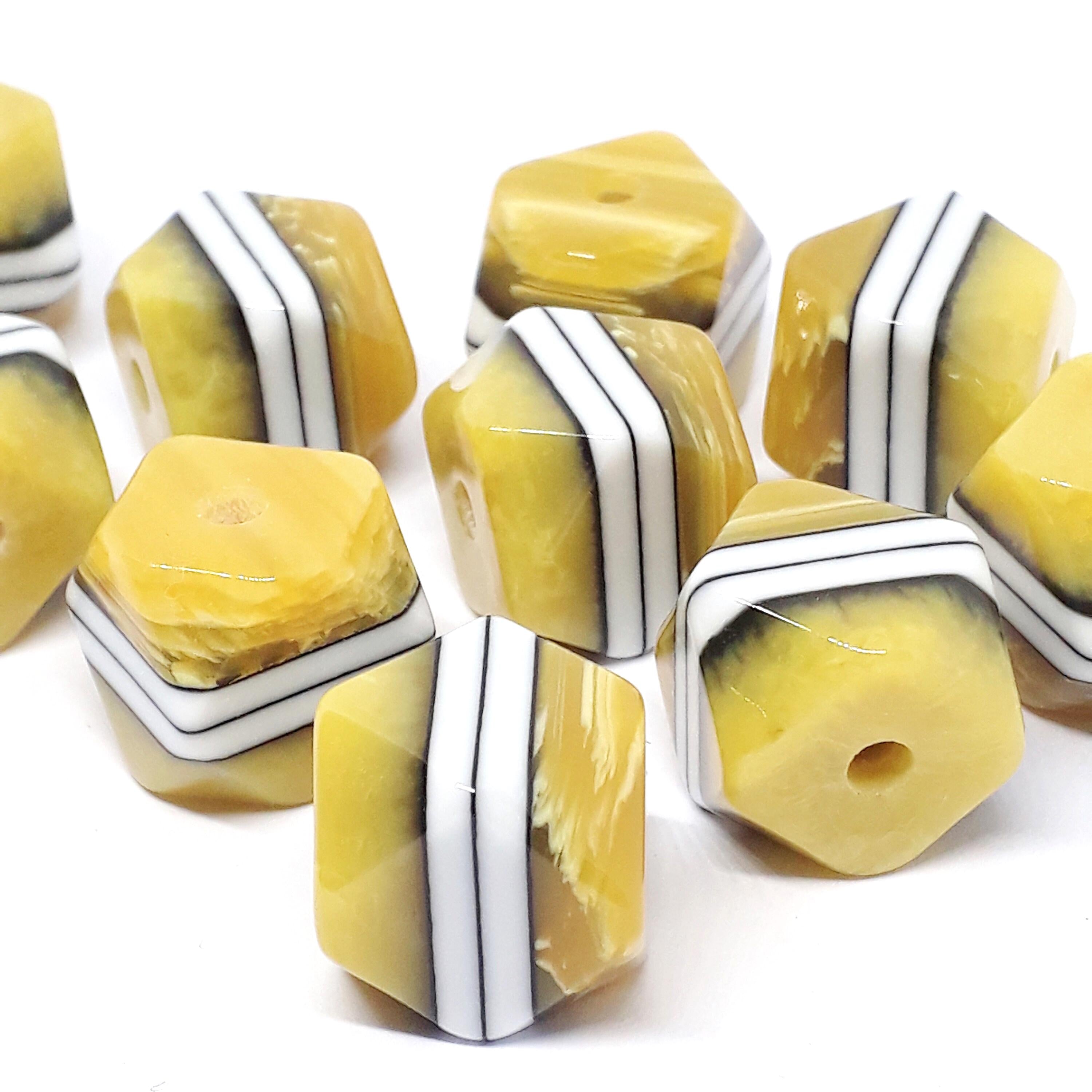 Yellow White Striped Faceted Resin Cube 15mm - 2pcs