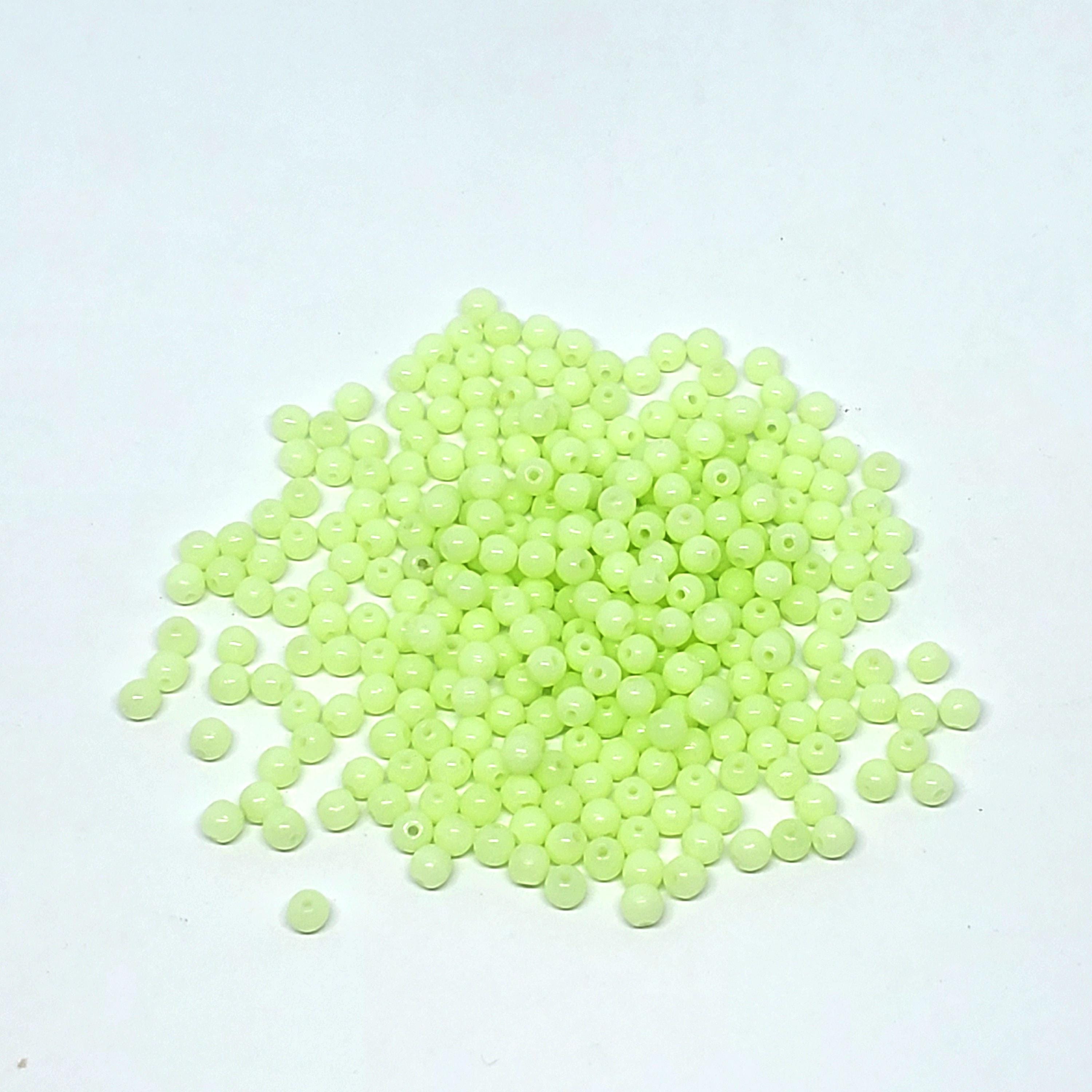 Light Mint Green Czech Glass Round 3mm - 120pcs