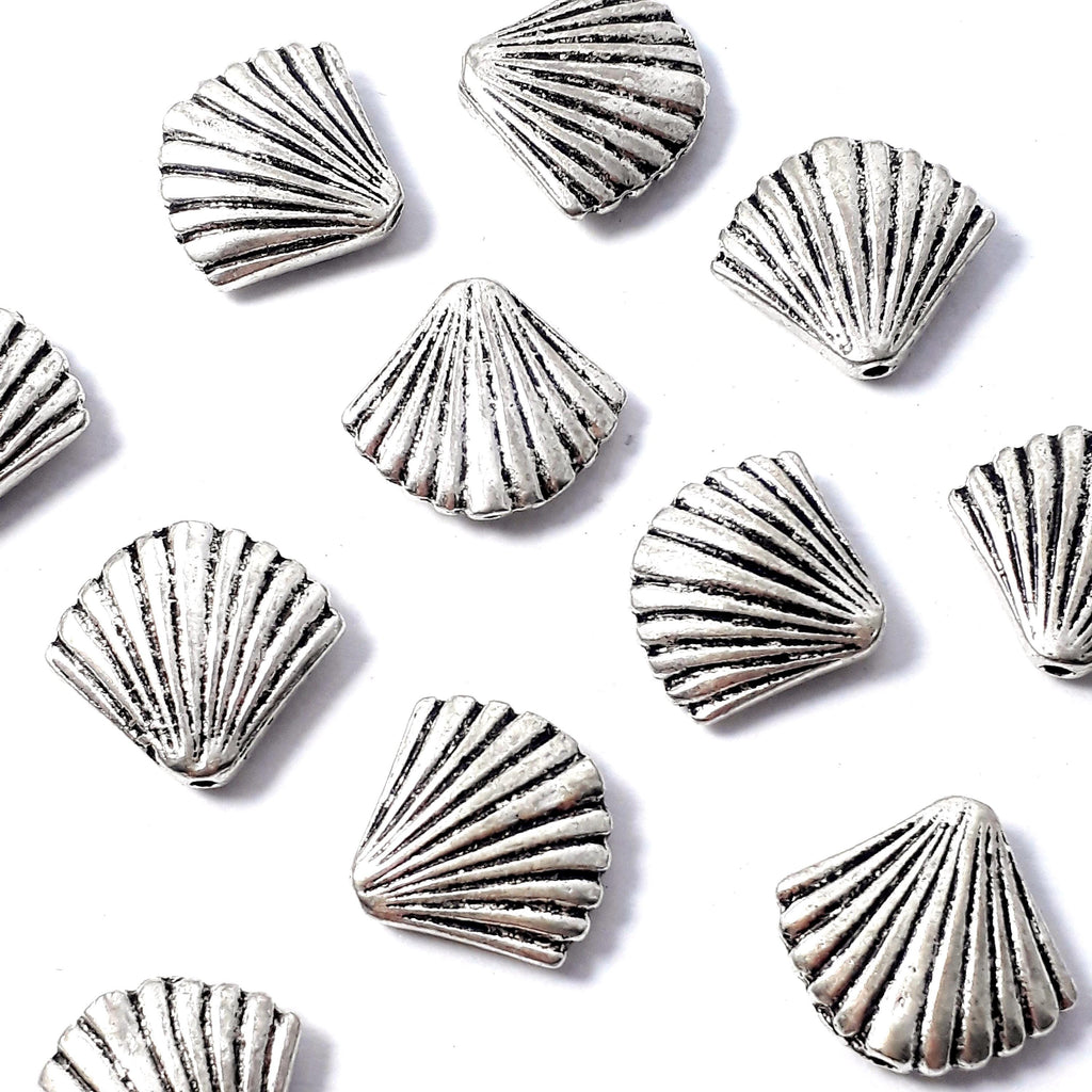Seashell Antique Silver 16x14mm - 4pcs
