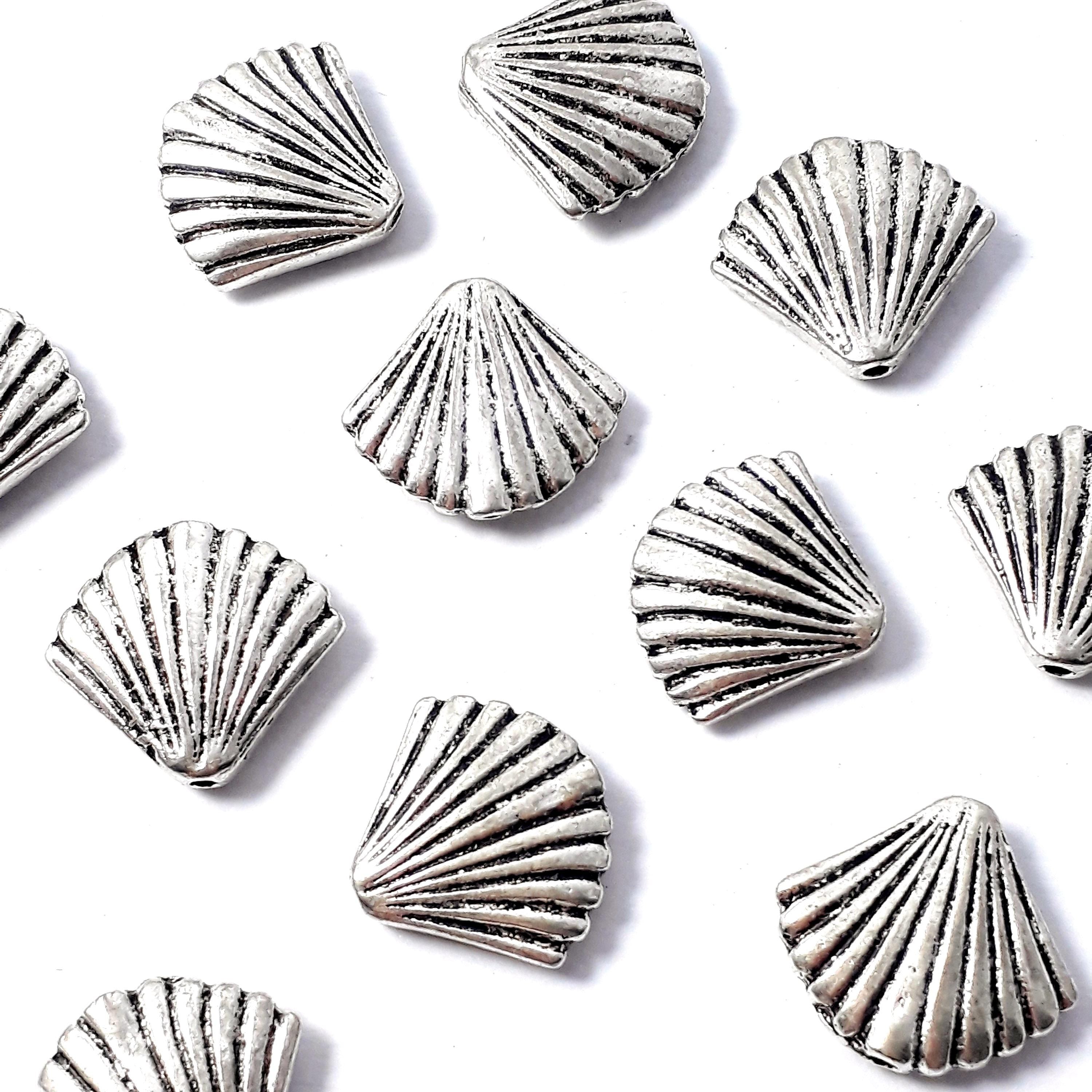 Seashell Antique Silver 16x14mm - 4pcs