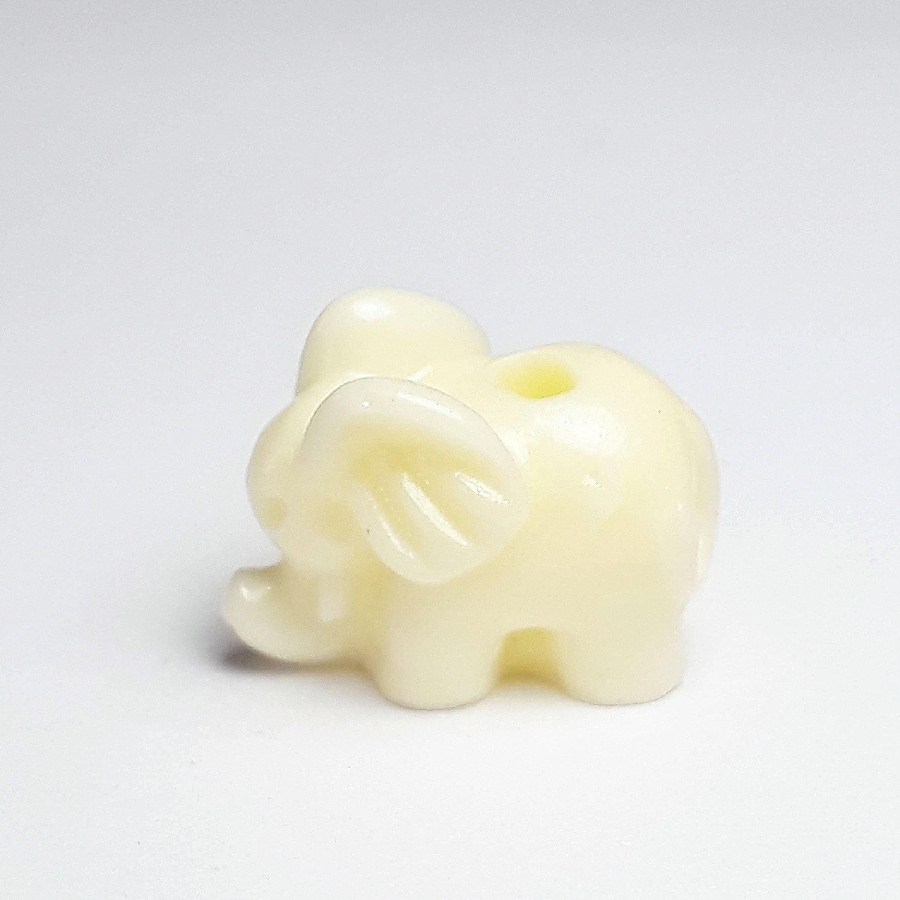 Elephant Cream Coral Imitation 15x11mm - 4pcs