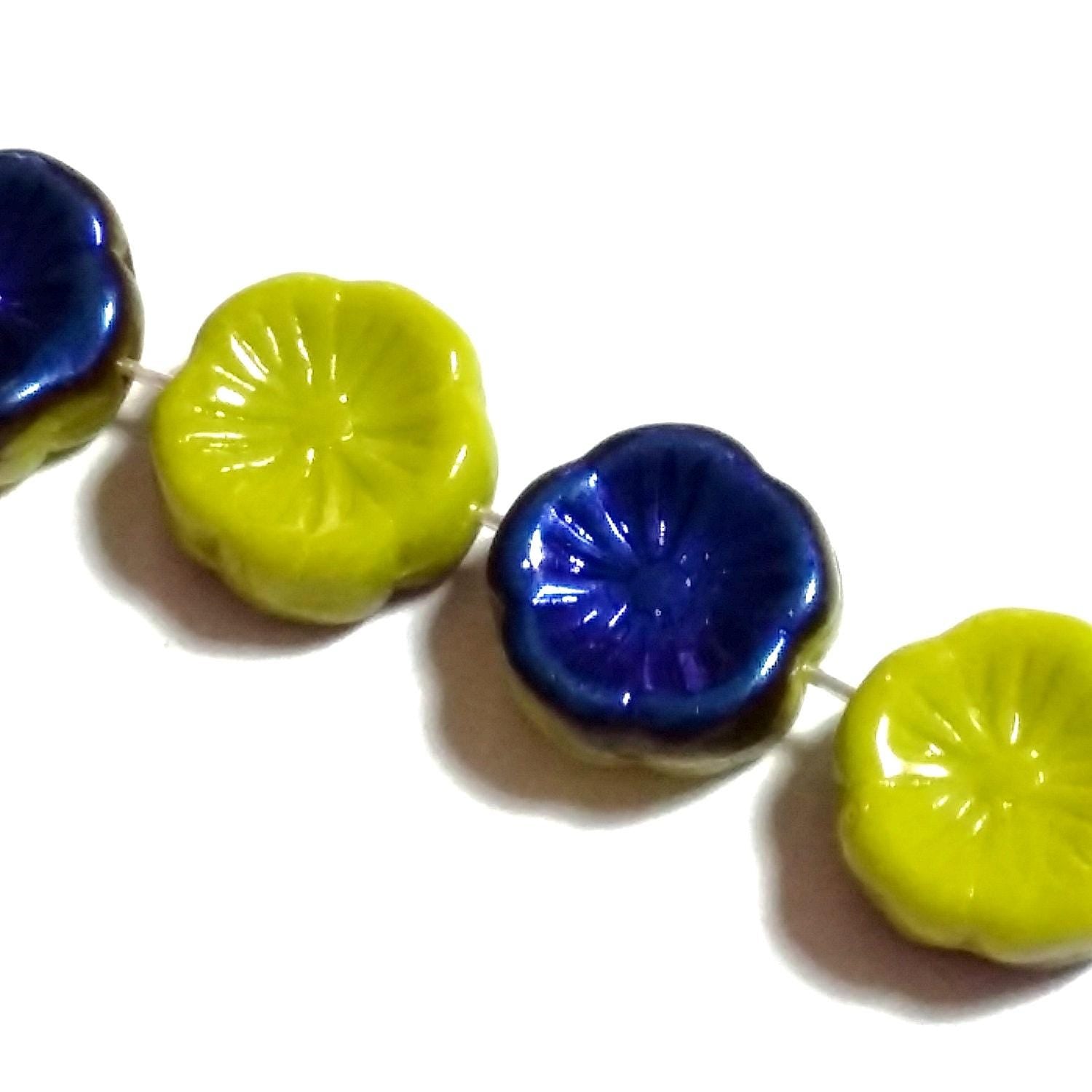 Green & Metallic Blue Hawaiian Flower Czech Glass 12mm - 6pcs