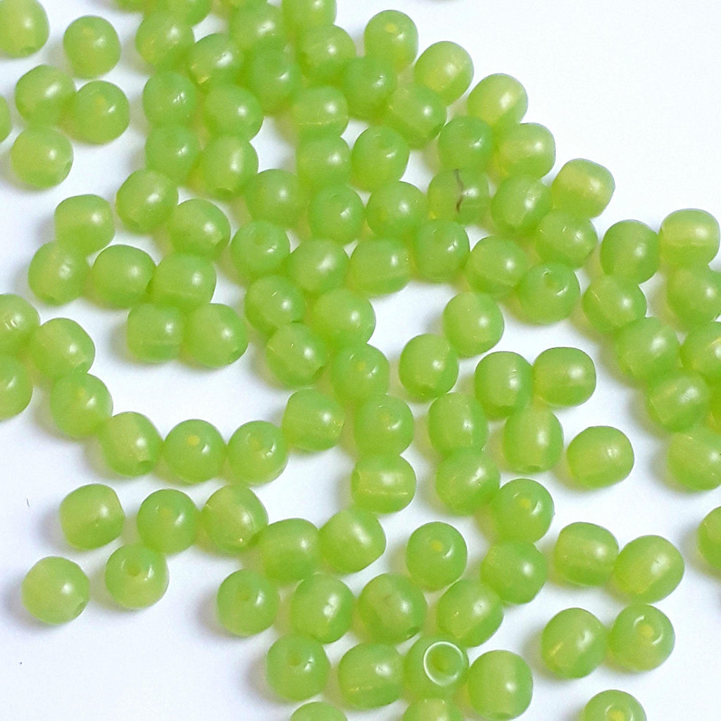Semi-Transparent Green Czech Glass Round 3mm - 120pcs