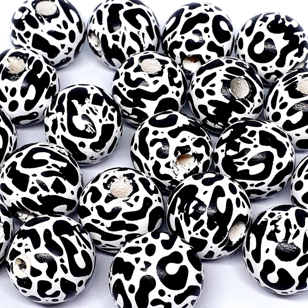 White & Black Leopard Print Wood 16x15mm - 5pcs