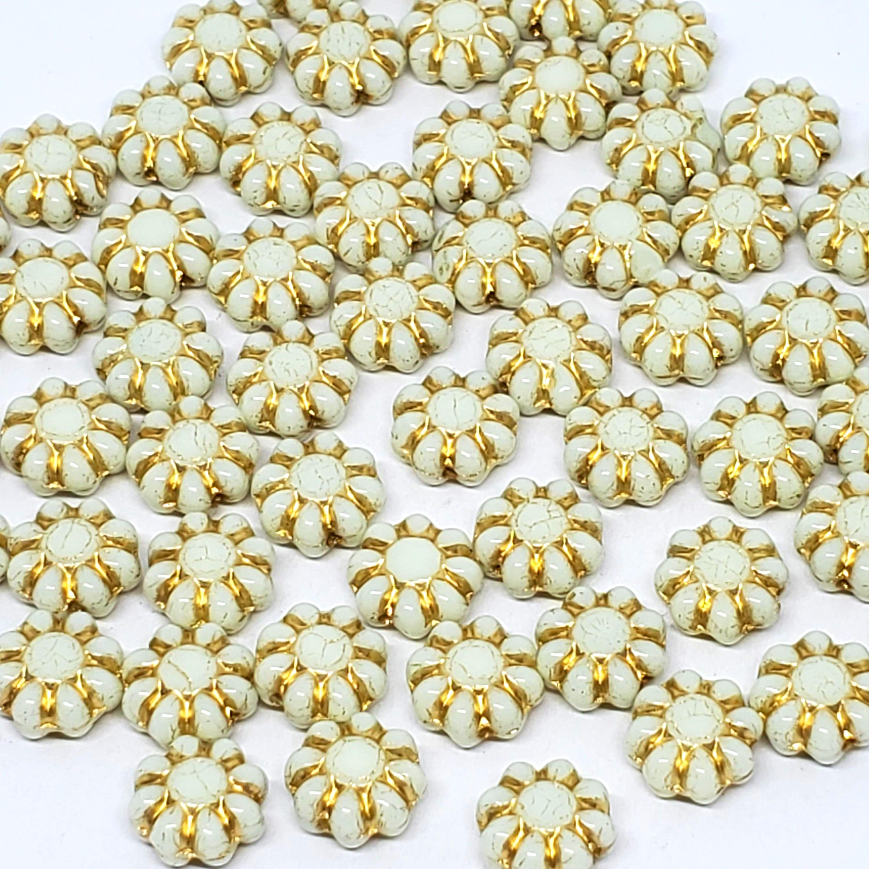 Light Green & Gold Hawaiian Flower Czech Glass 9mm - 10pcs
