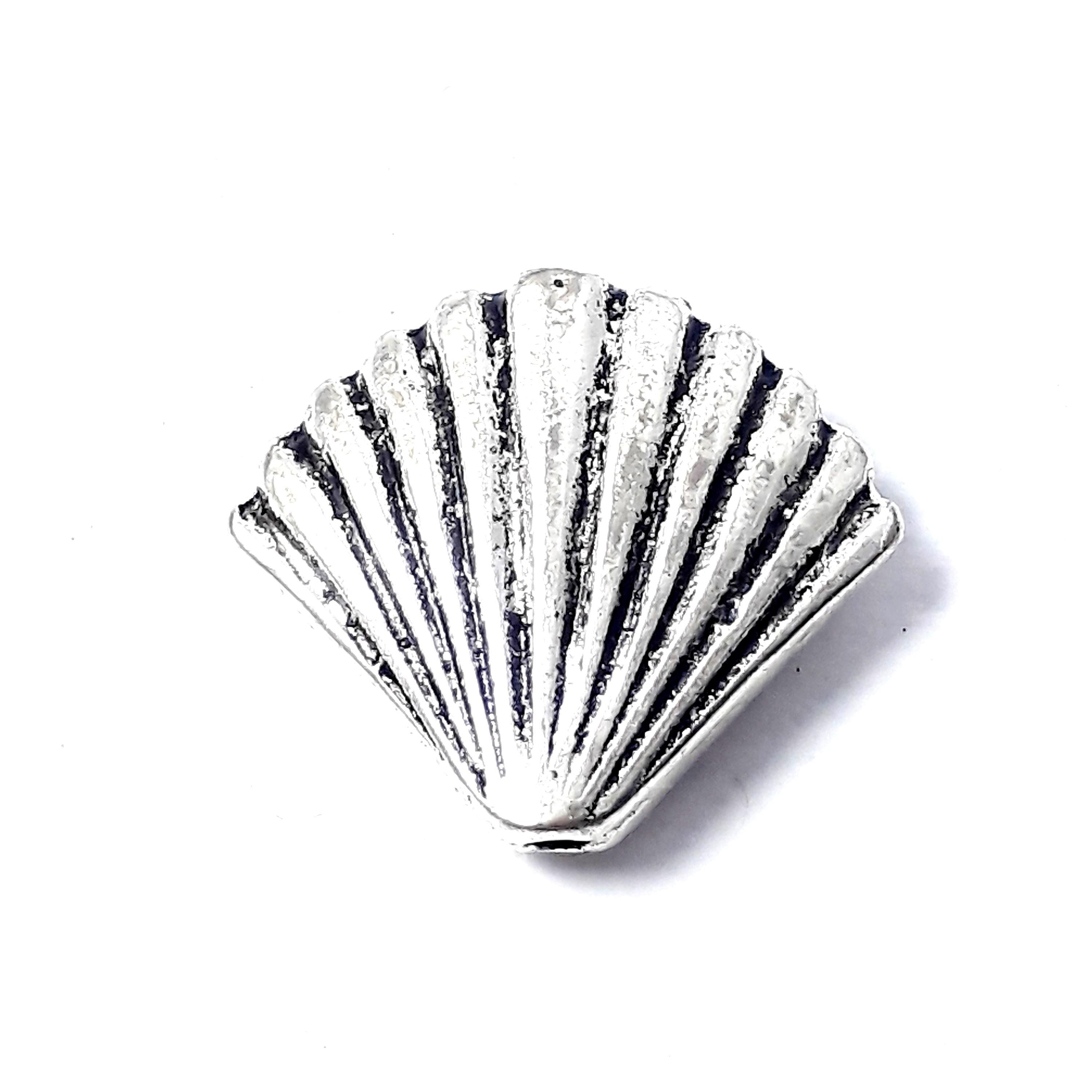 Seashell Antique Silver 16x14mm - 4pcs