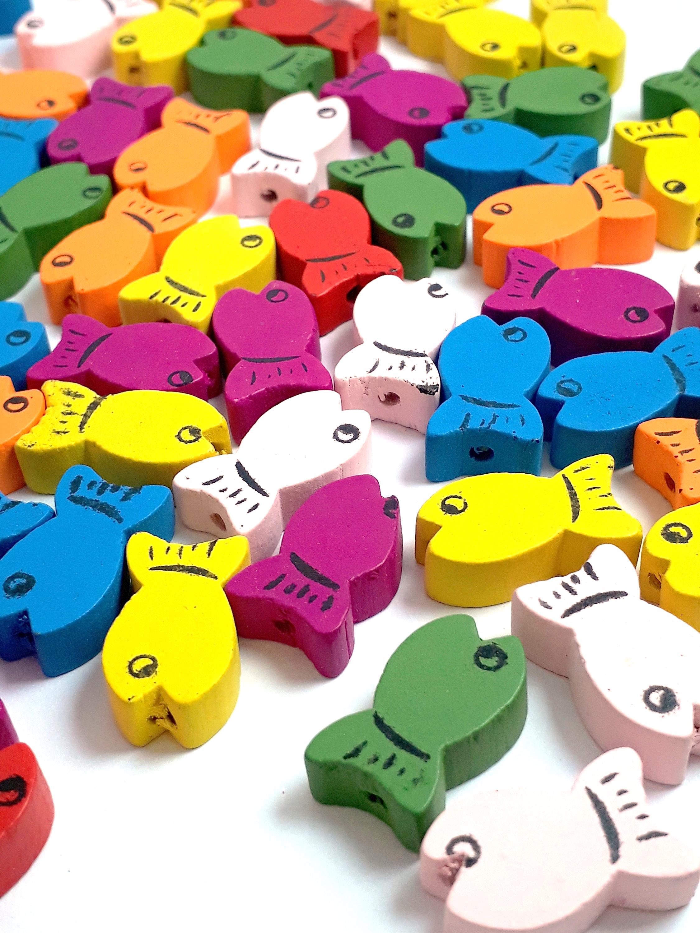 Wooden Fish Mixed Colour 19x11mm - 20pcs