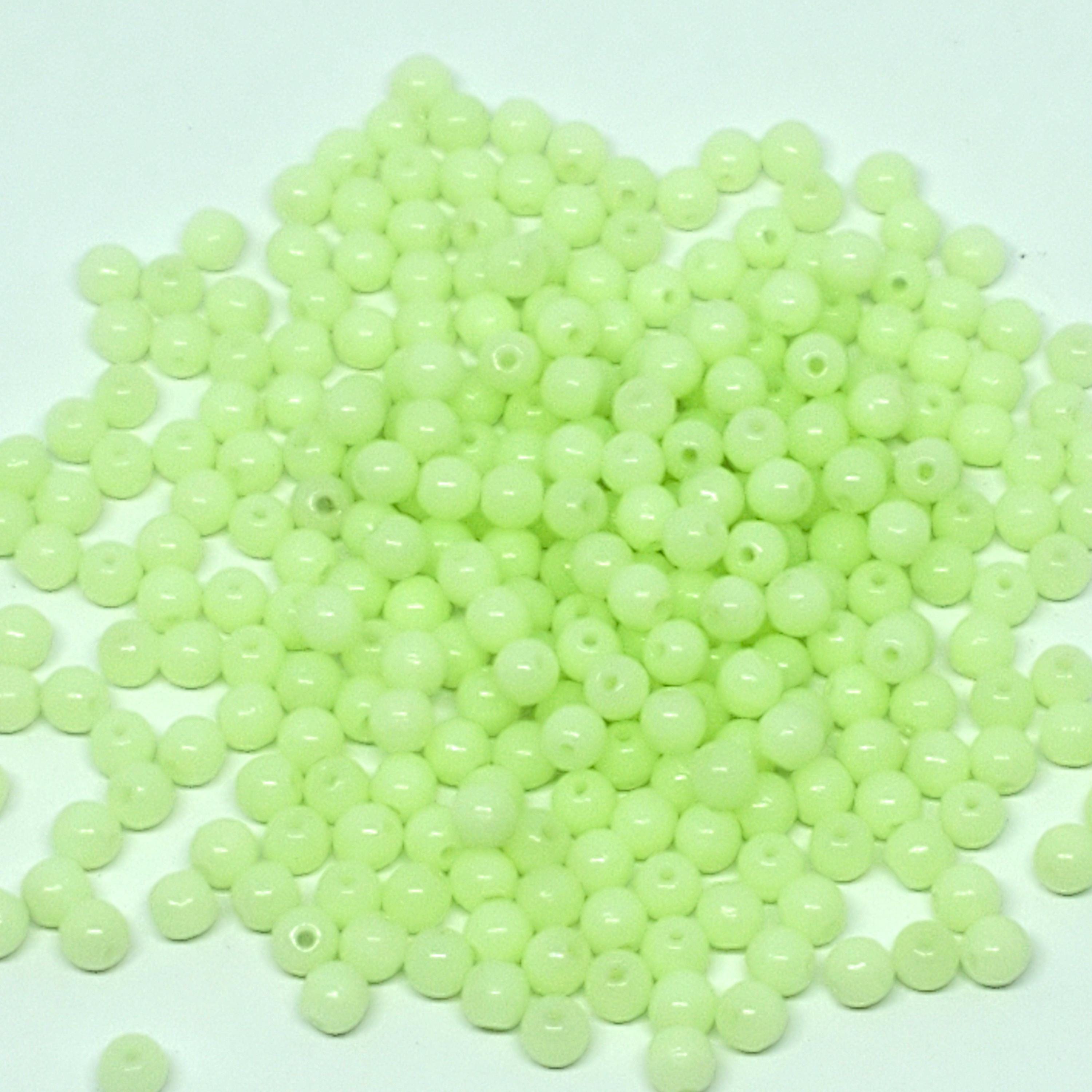 Light Mint Green Czech Glass Round 3mm - 120pcs