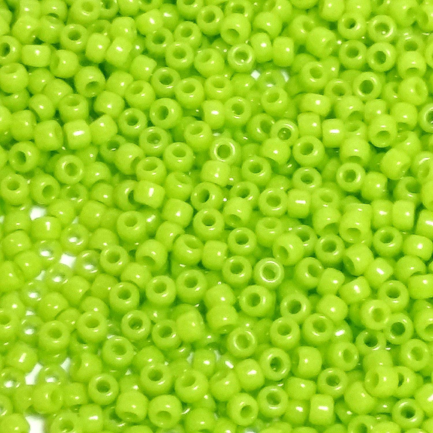 Opaque Sour Apple TOHO Seed Glass 11/0 - 10g